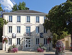 Lavardac - Mairie -1